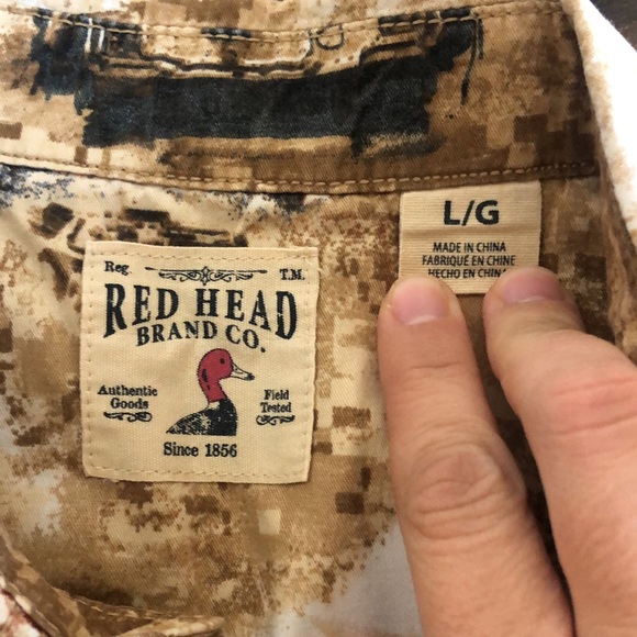 Patriotic Men’s shortsleeved button down - Picture 3 of 4